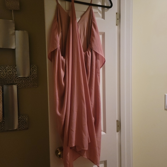 Charlotte Russe V Neck halter cross back pink dress size 1X - Picture 2 of 2